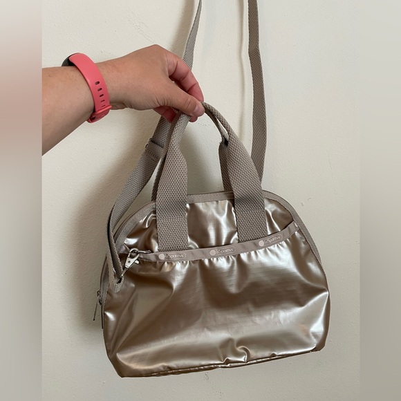 Beautiful, unique silver, iridescent LeSportsac top handle, convertible bag - Picture 2 of 6